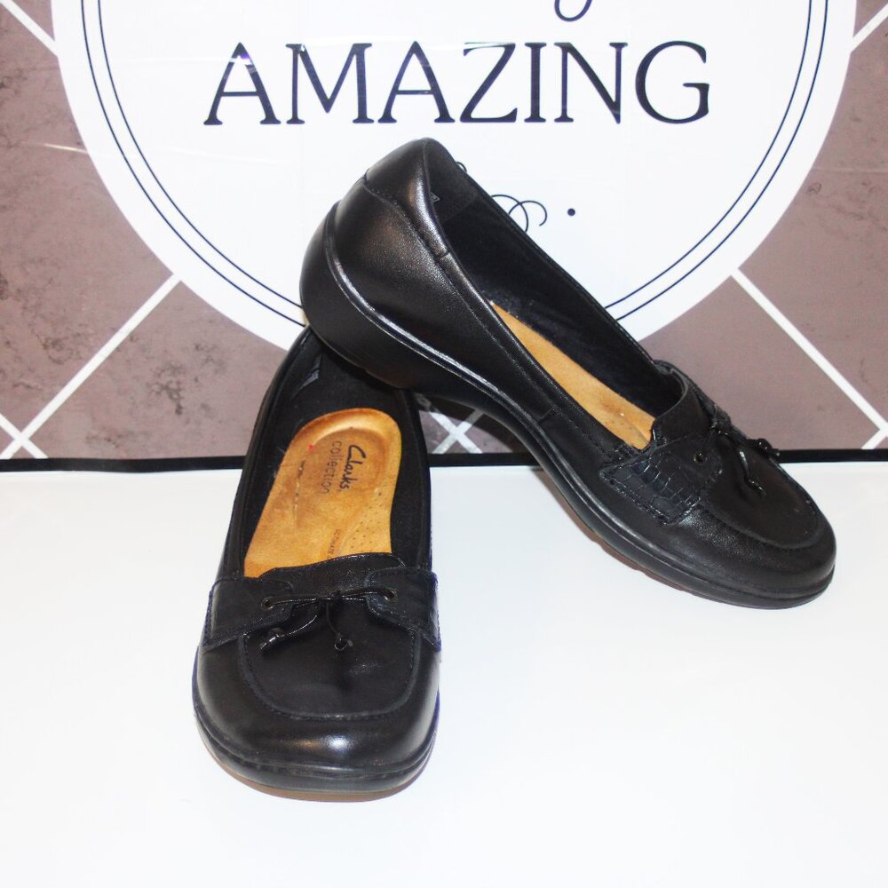 15a. EC LADIES CLARKS COLLECTIONS SLIP ON SHOES - 9 - BLACK